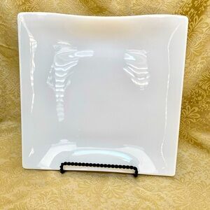 Villeroy & Boch Premium Elegant porcelain Wave White Cera square serving plate